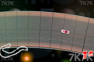 《空中高速赛车》游戏画面1