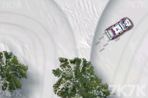 《雪地赛车》游戏画面5
