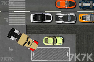 《大卡车穿马路停车》游戏画面3