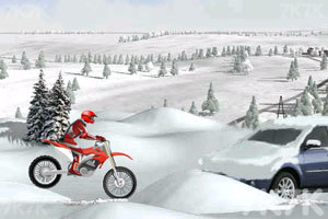 《冰山雪地摩托车》游戏画面6