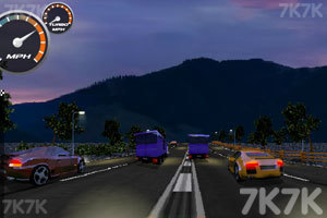 《高速公路狂飙》游戏画面2