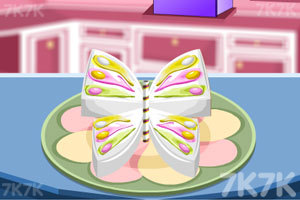 《漂亮蝴蝶生日蛋糕》游戏画面2