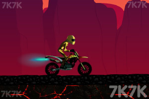 《火山摩托车特技赛》游戏画面3
