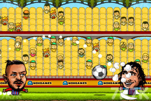 《西班牙足球联赛》游戏画面2