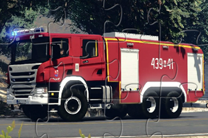 《斯堪尼亚消防车拼图》游戏画面1