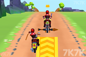 《摩托飞车挑战赛》游戏画面3