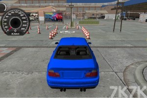 《城市路障停车》游戏画面1