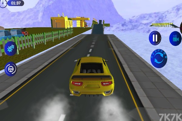 《汽车特技驾驶》游戏画面1