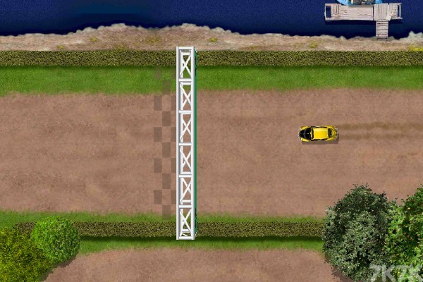 《汽车竞速赛》游戏画面2